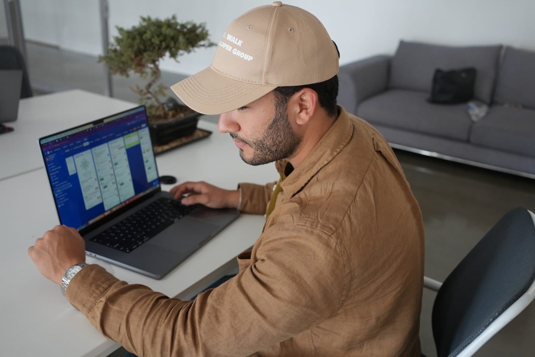 Carlos Doce building a CRM workflow